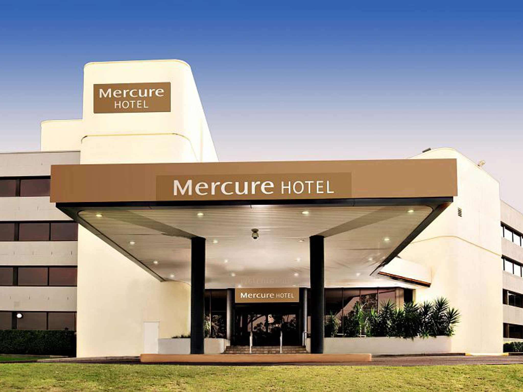 Mercure Penrith Hotel Exterior photo